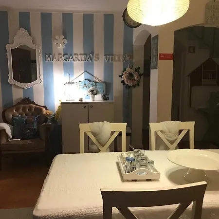 Margarita's Кошта-Нова